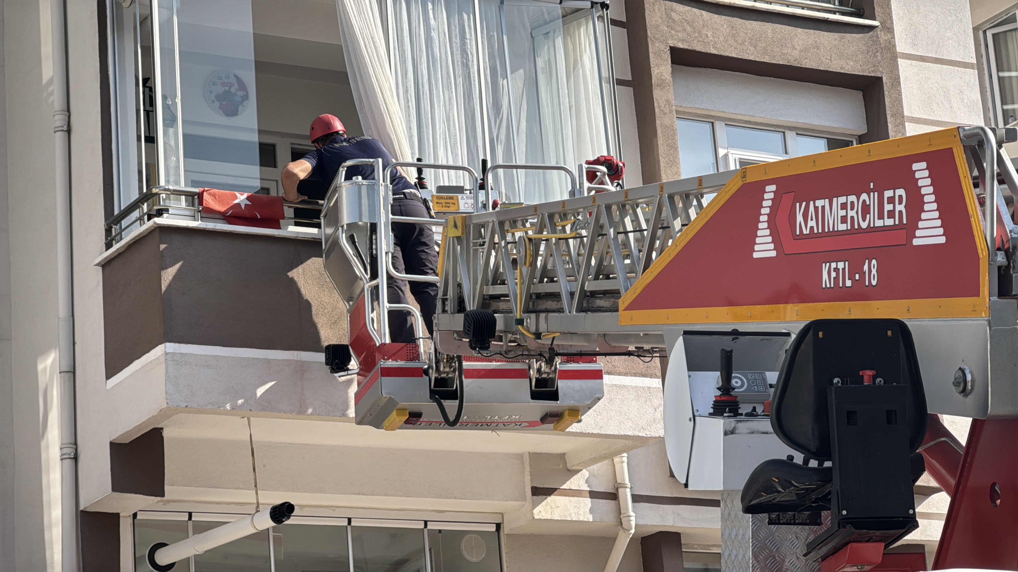 A A 20250730 38701988 38701985 B O L U D A K E N D I S I N D E N H A B E R A L I N A M A Y A N K I S I E V I N D E U Y U R K E N B U L U N D U