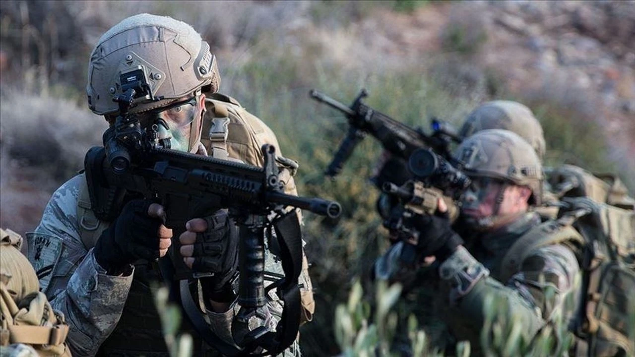 Asker Komando Mehmetcik