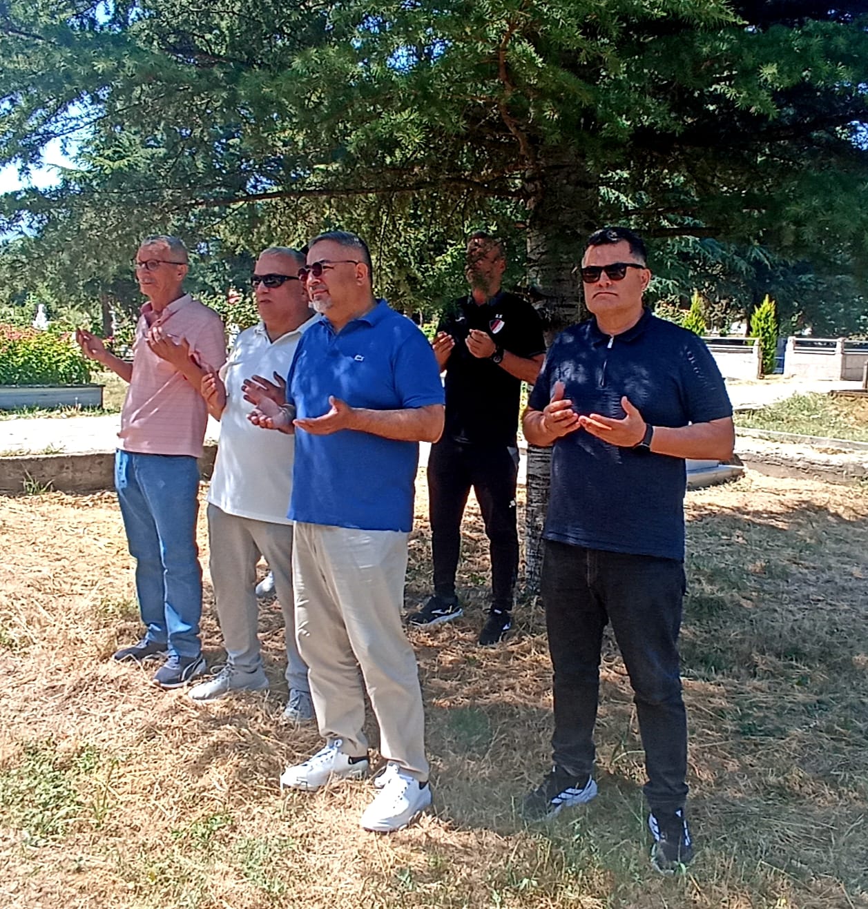 Db60E600 7240 4308 Ab84 365C10A7B000