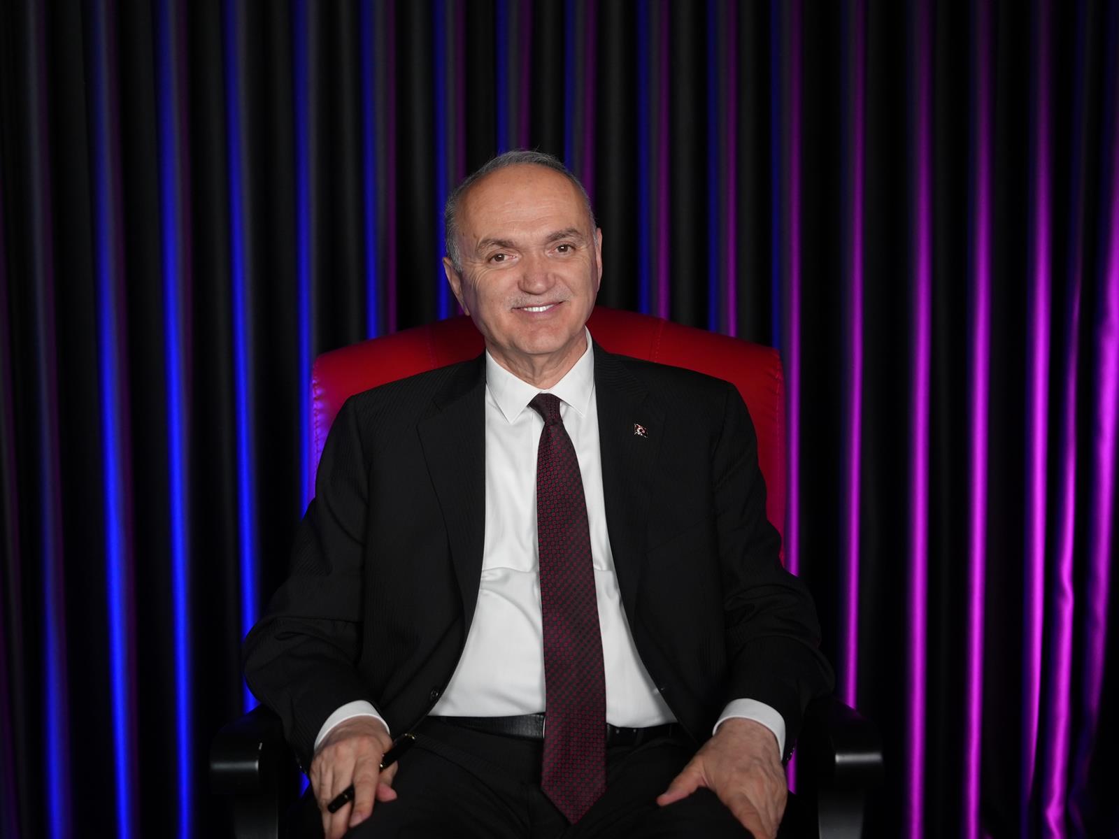 Faruk Özlü-11