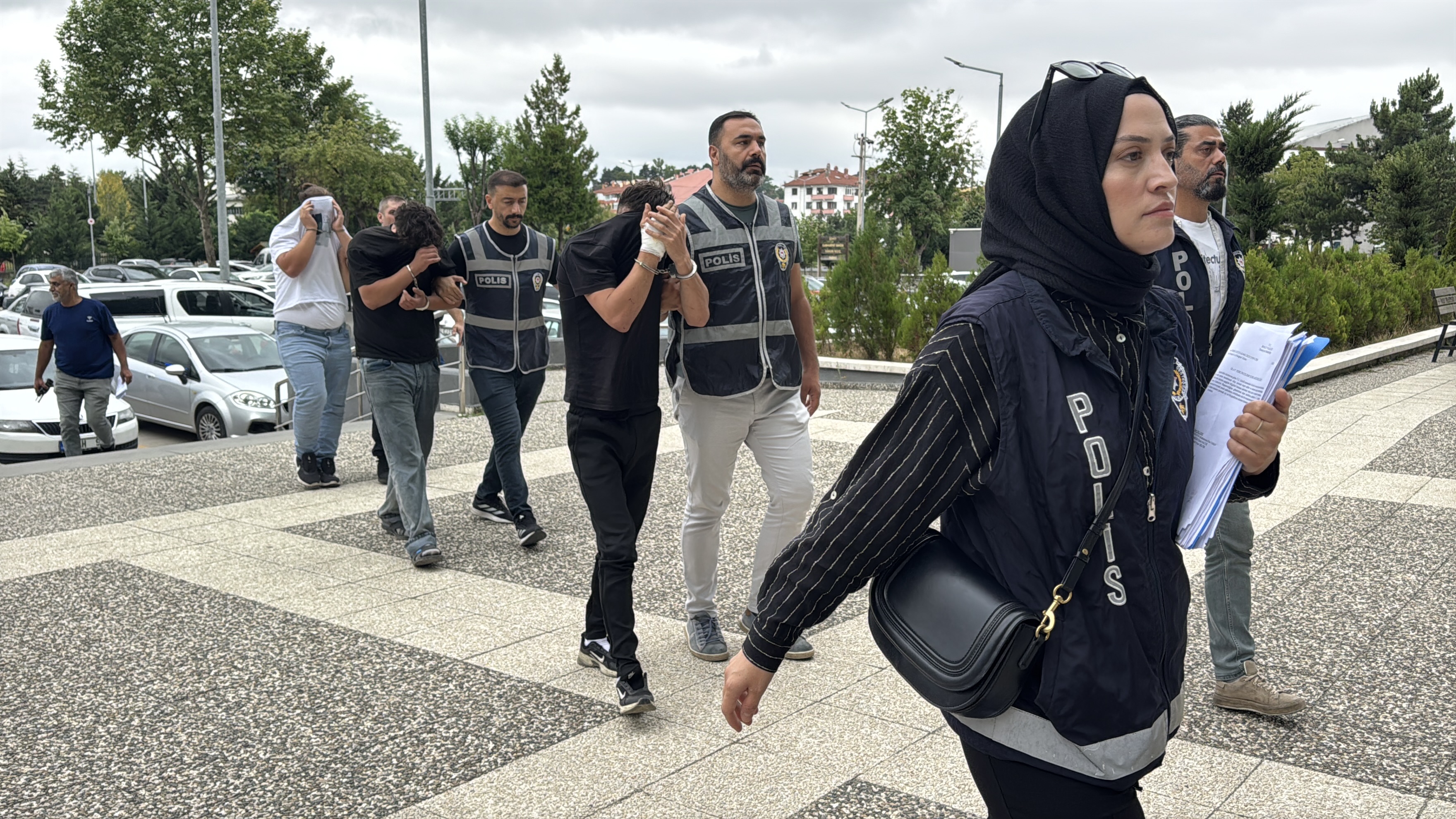 A A 20250801 38725584 38725583 B O L U D A E G L E N C E M E K A N I N D A N I C K I C A L A N 3 S U P H E L I Y A K A L A N D I