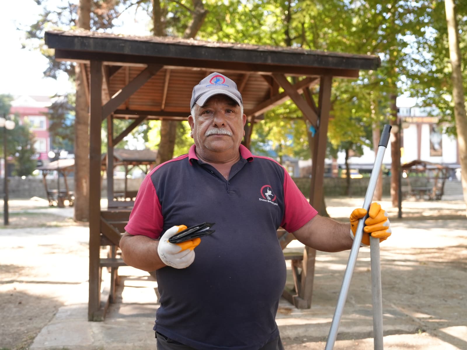 Temizlik Personelleri Cüzdan Buldu (7)