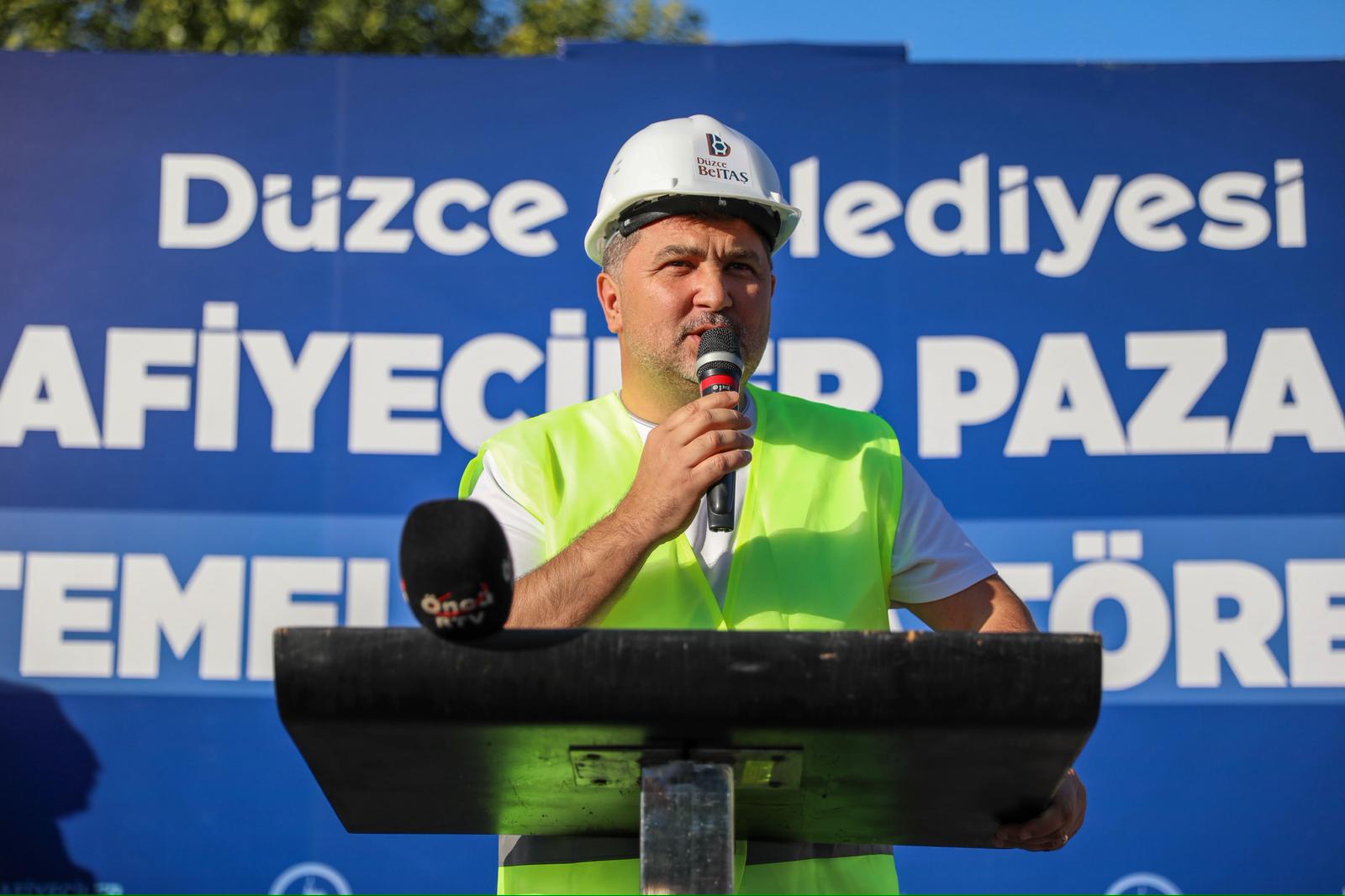Tuhafiyeciler Pazaryeri Temel Atma (14)
