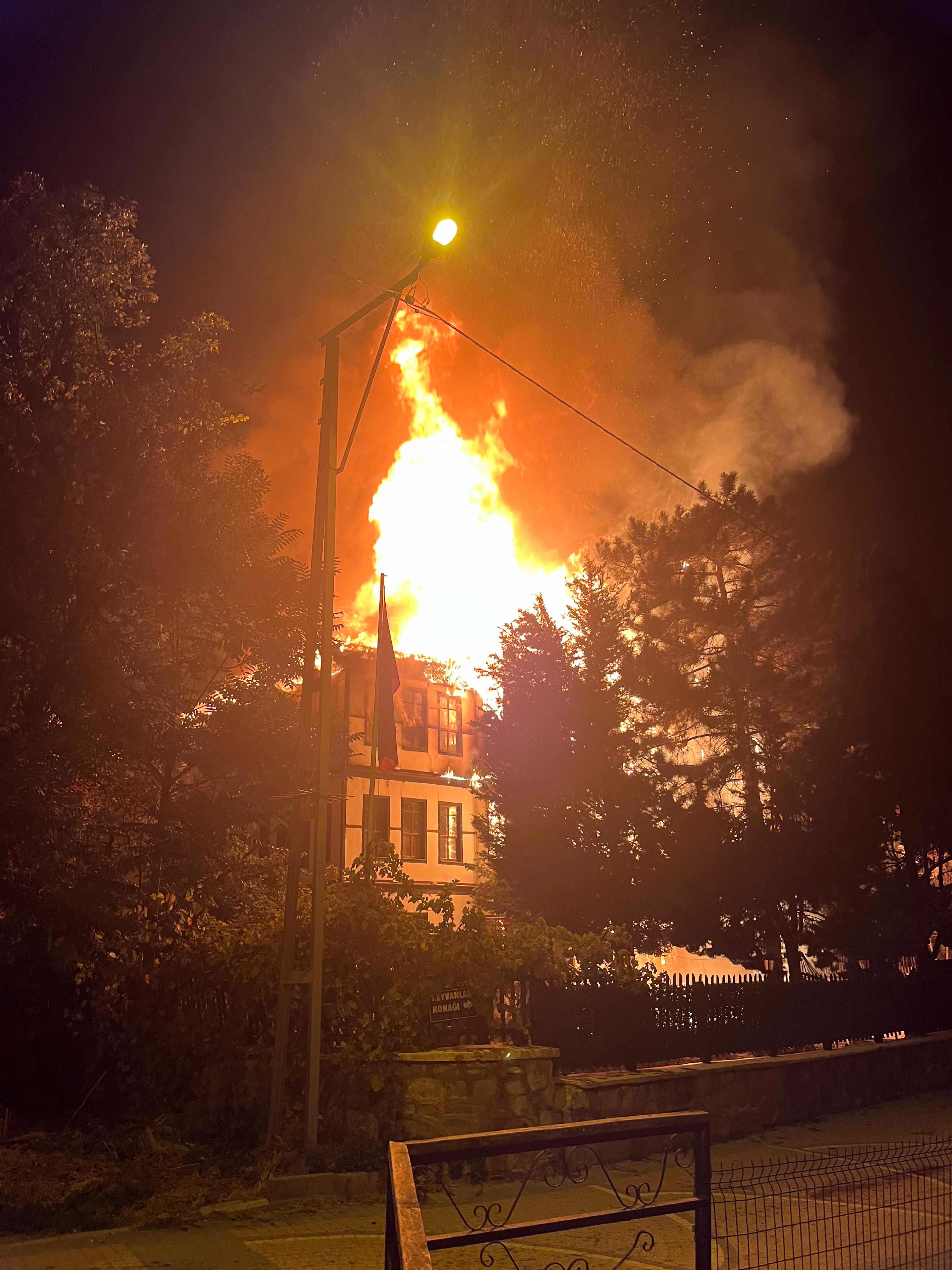 A A 20250918 39146166 39146162 B O L U N U N M U D U R N U I L C E S I N D E T A R I H I K O N A K Y A N D I