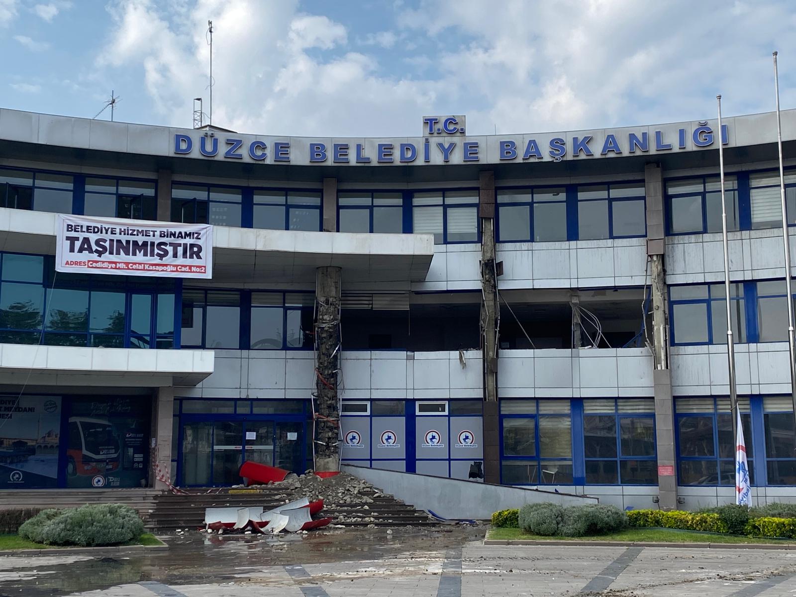 F30E1Bb5 Ab61 45Df B6Ec 28F7B2Fc4Bda