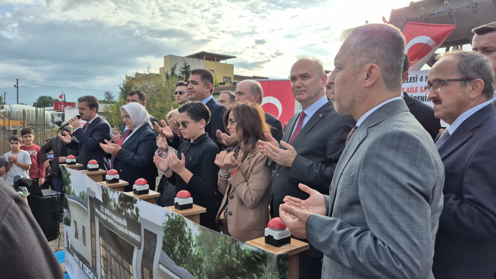 Whatsapp Image 2025 10 14 At 09.56.28