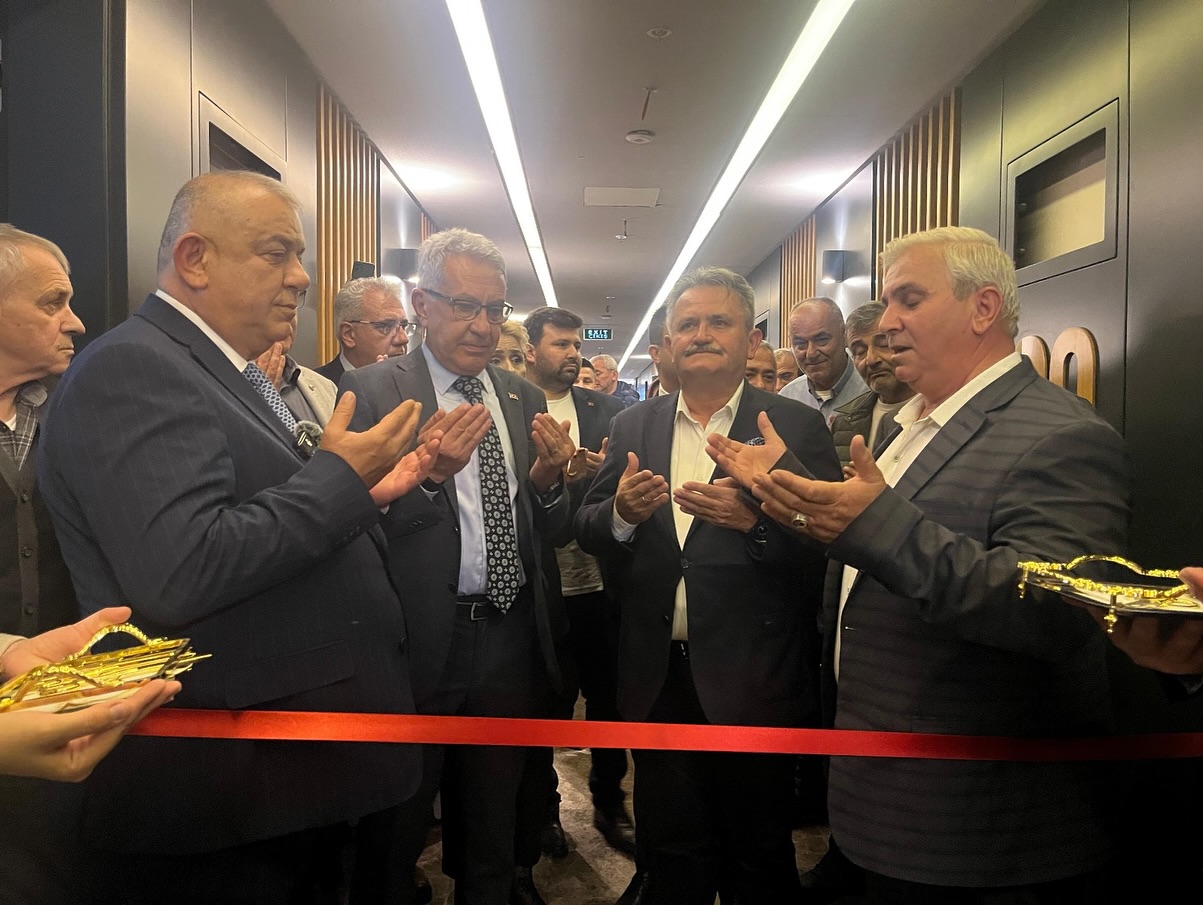 573464539 18301612327267780 4906627942935168653 N