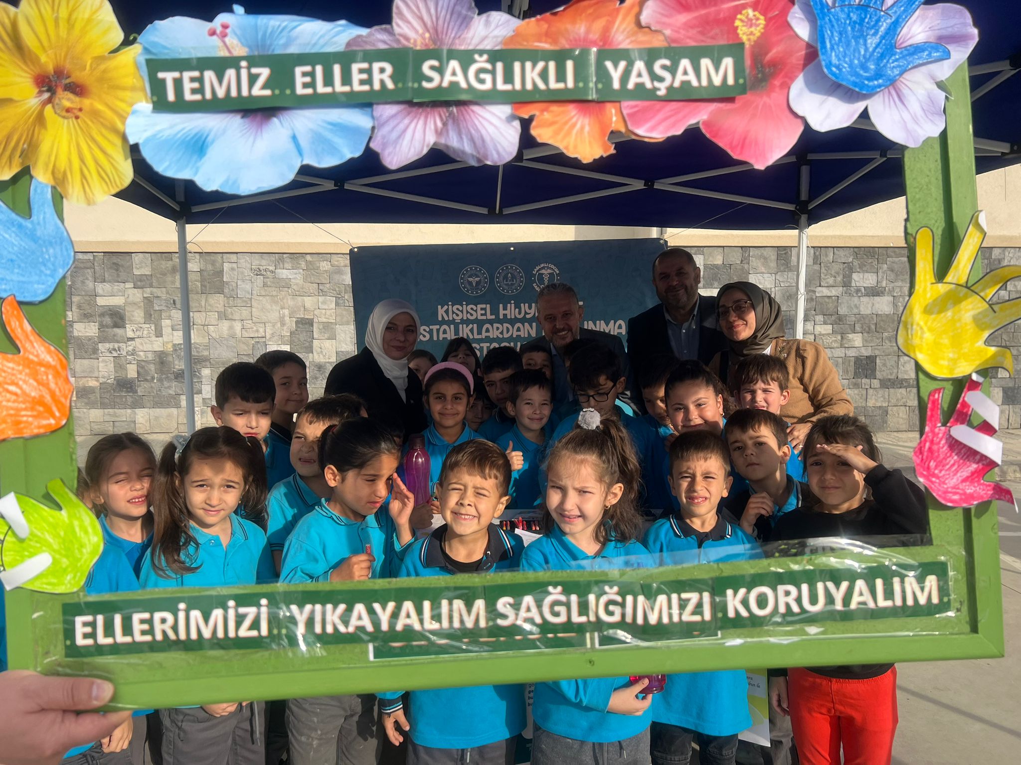 587365578 1156658996640927 8081903444979329825 N