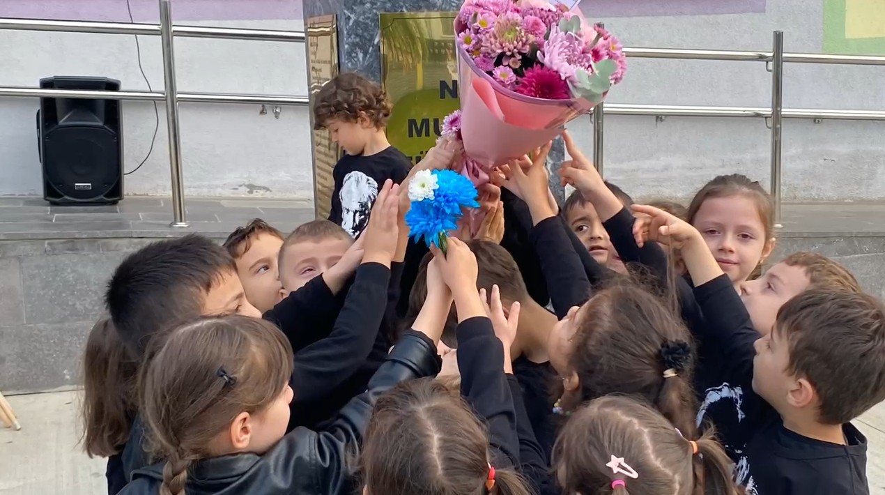 Ad6C1Bb5 2413 4910 89F1 F13Eceaa4440