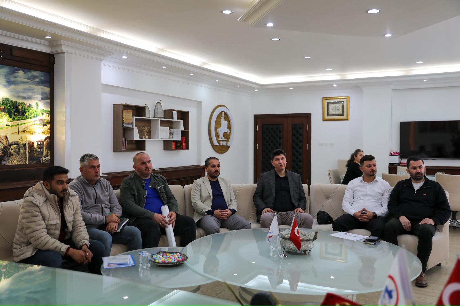 İski̇ Toplantisi (3)