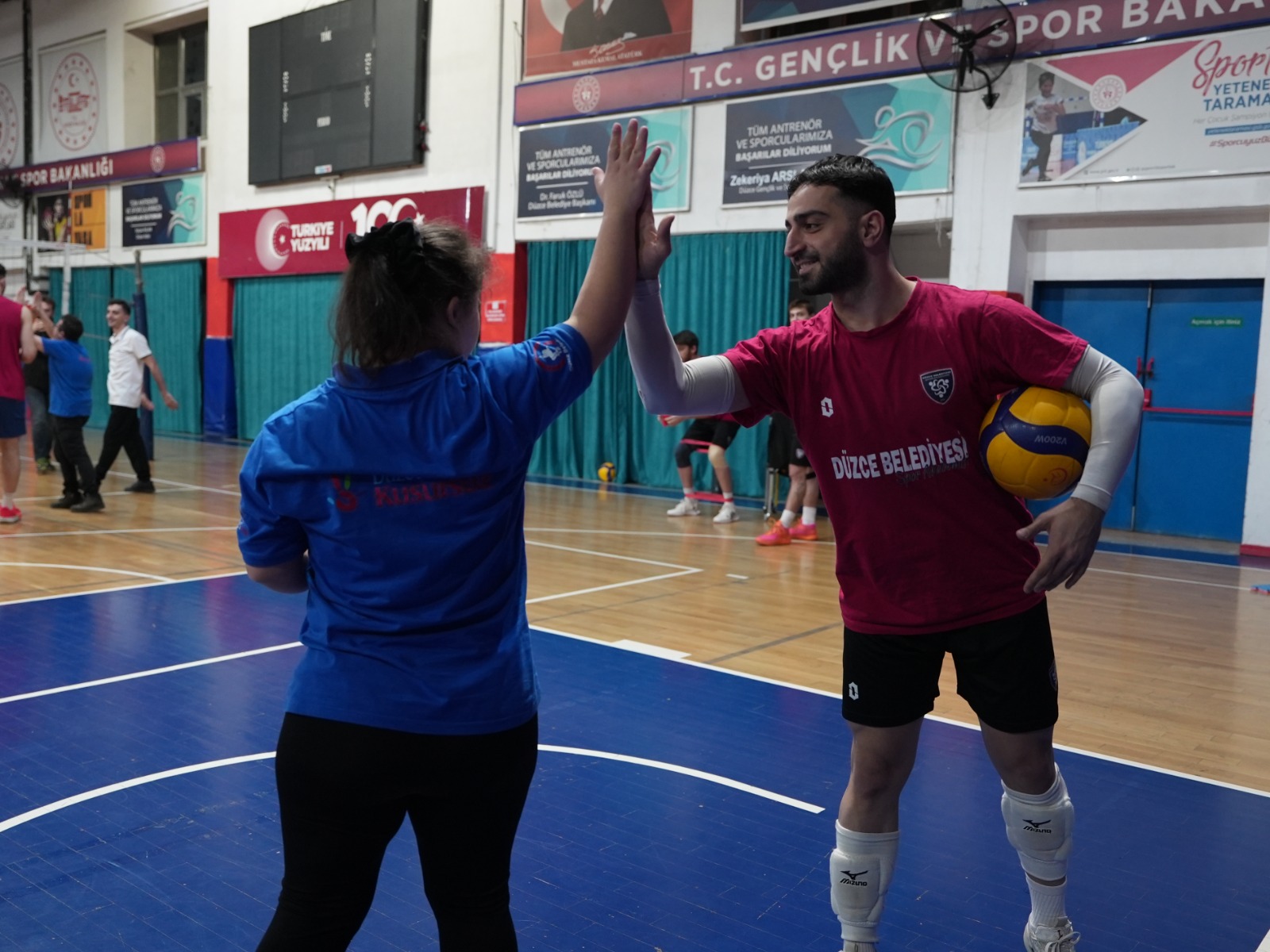 Voleybol Maçı (9)