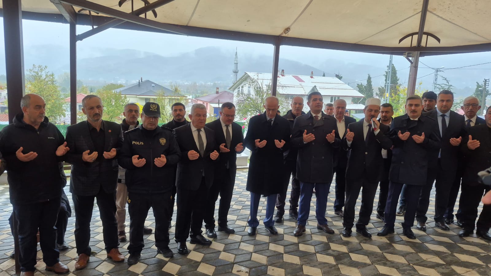 Whatsapp Image 2025 11 12 At 12.32.57 (1)