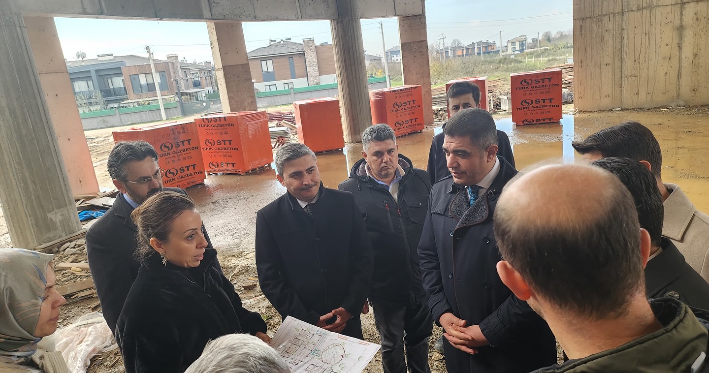 587690429 18086136887284741 1785764681552927429 N