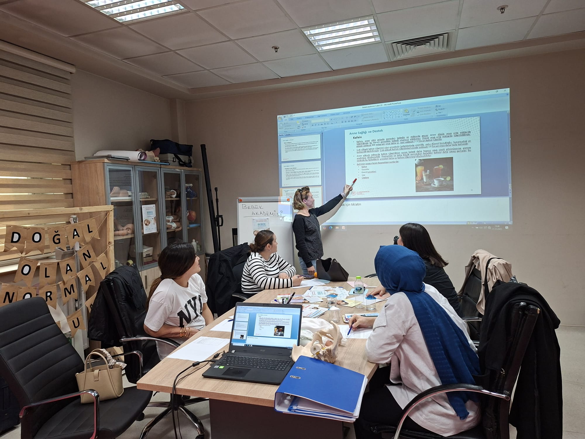 593593613 1165379245768902 1007492190270556330 N