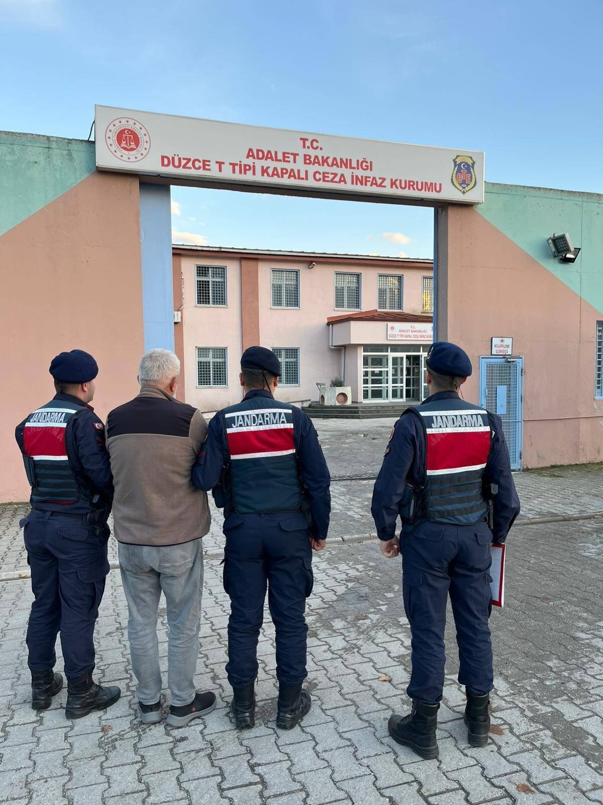 5D8927B9 Ba1A 4Cd2 A298 5Dc42129171A