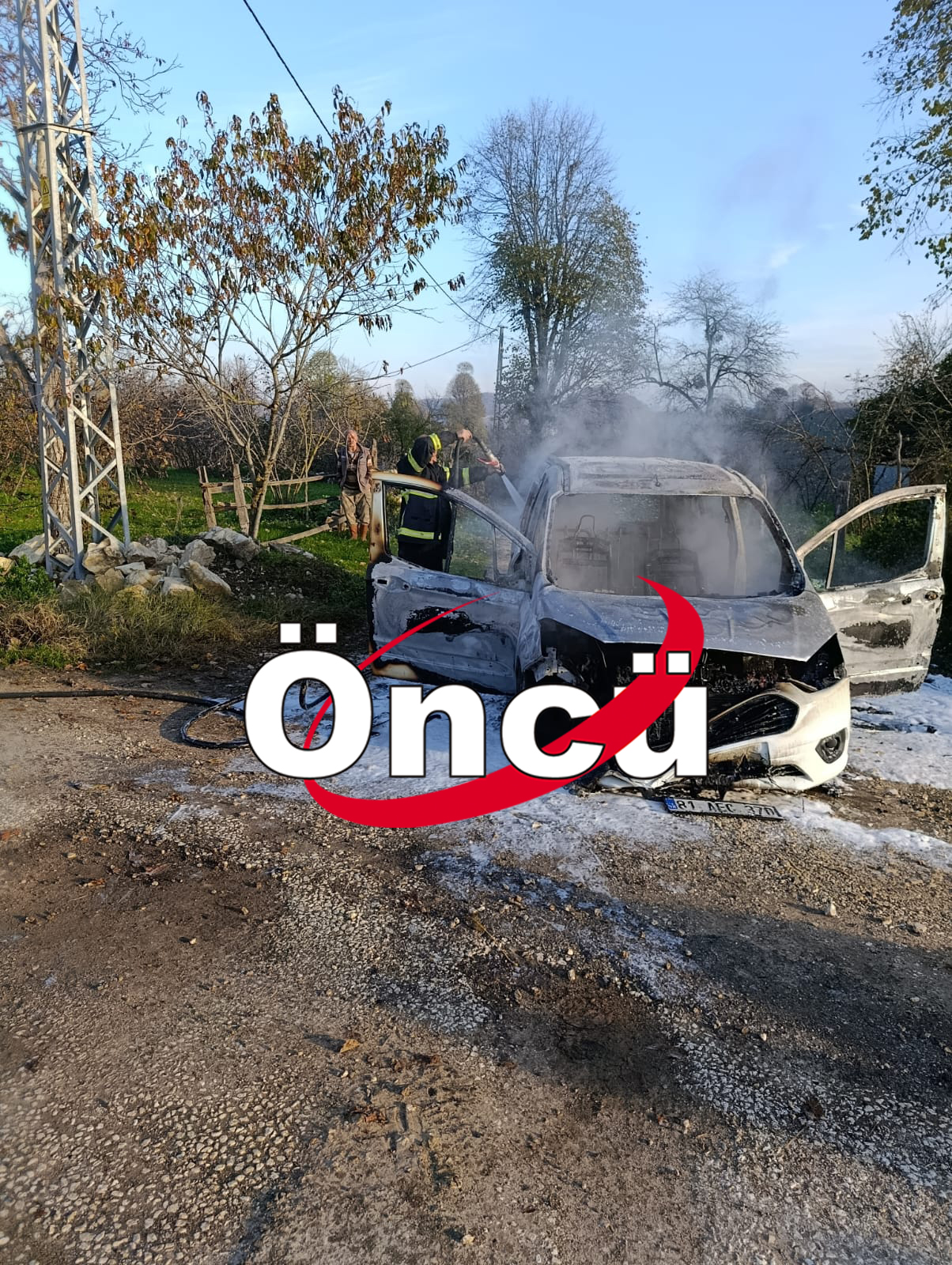 A R A Ç L O G O L U1