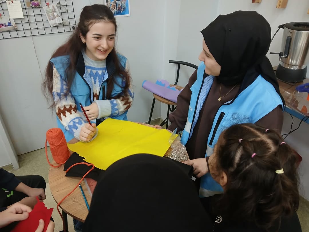 Gönüllü Öğrencilerden Fehmi Öney Sevgi Evi’ne Anlamlı Ziyaretdüzce Gençlik Ve Spor İl Müdürlüğüm (1)