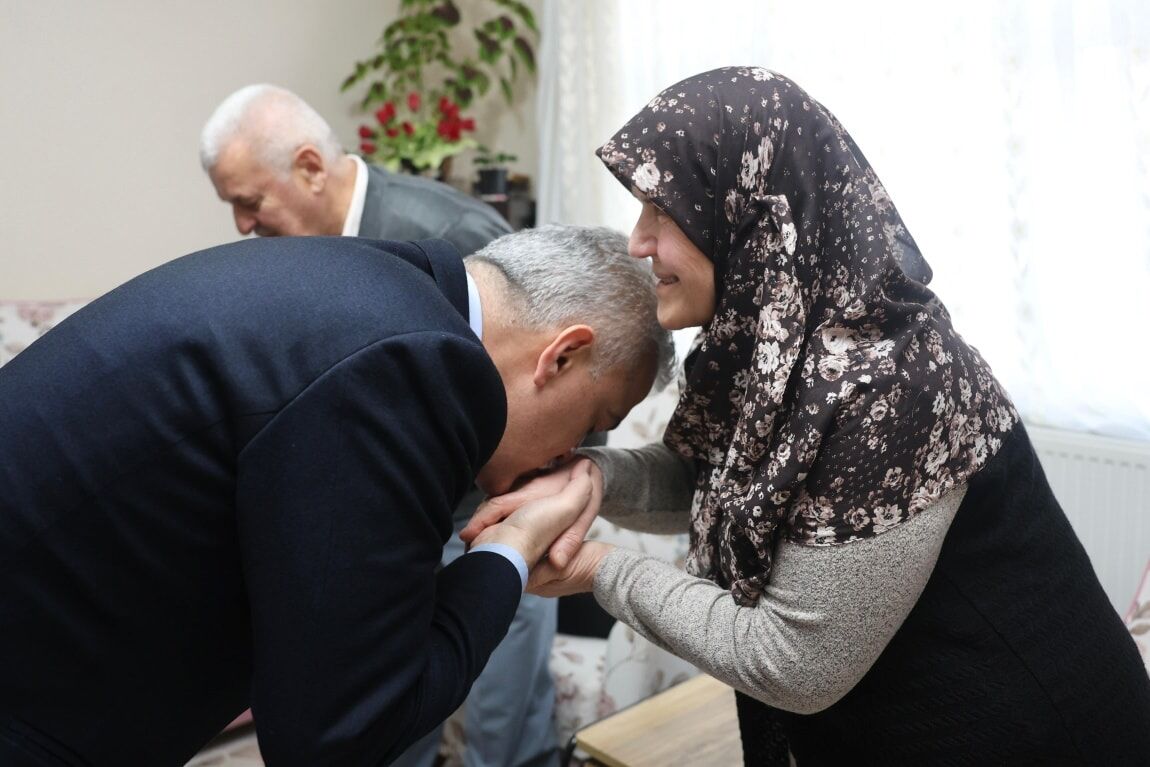 619510483 1283962323769092 1221531595897917225 N