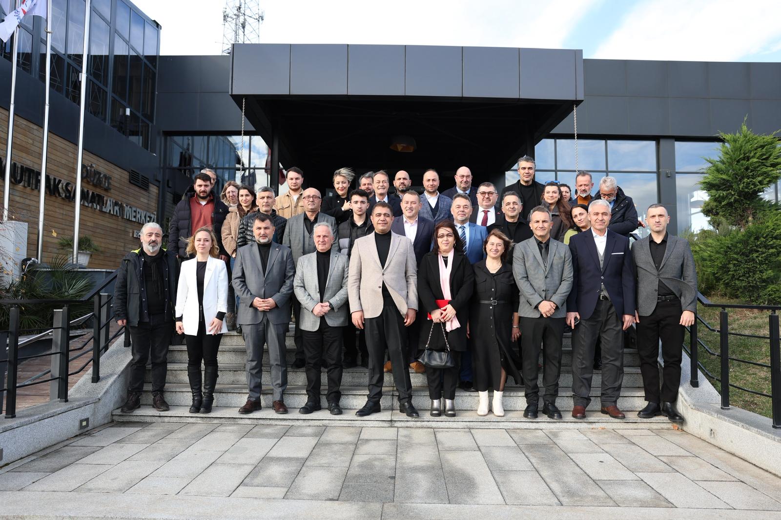 8C5Fd444 A878 470A Bdbd C27F78821Ca9