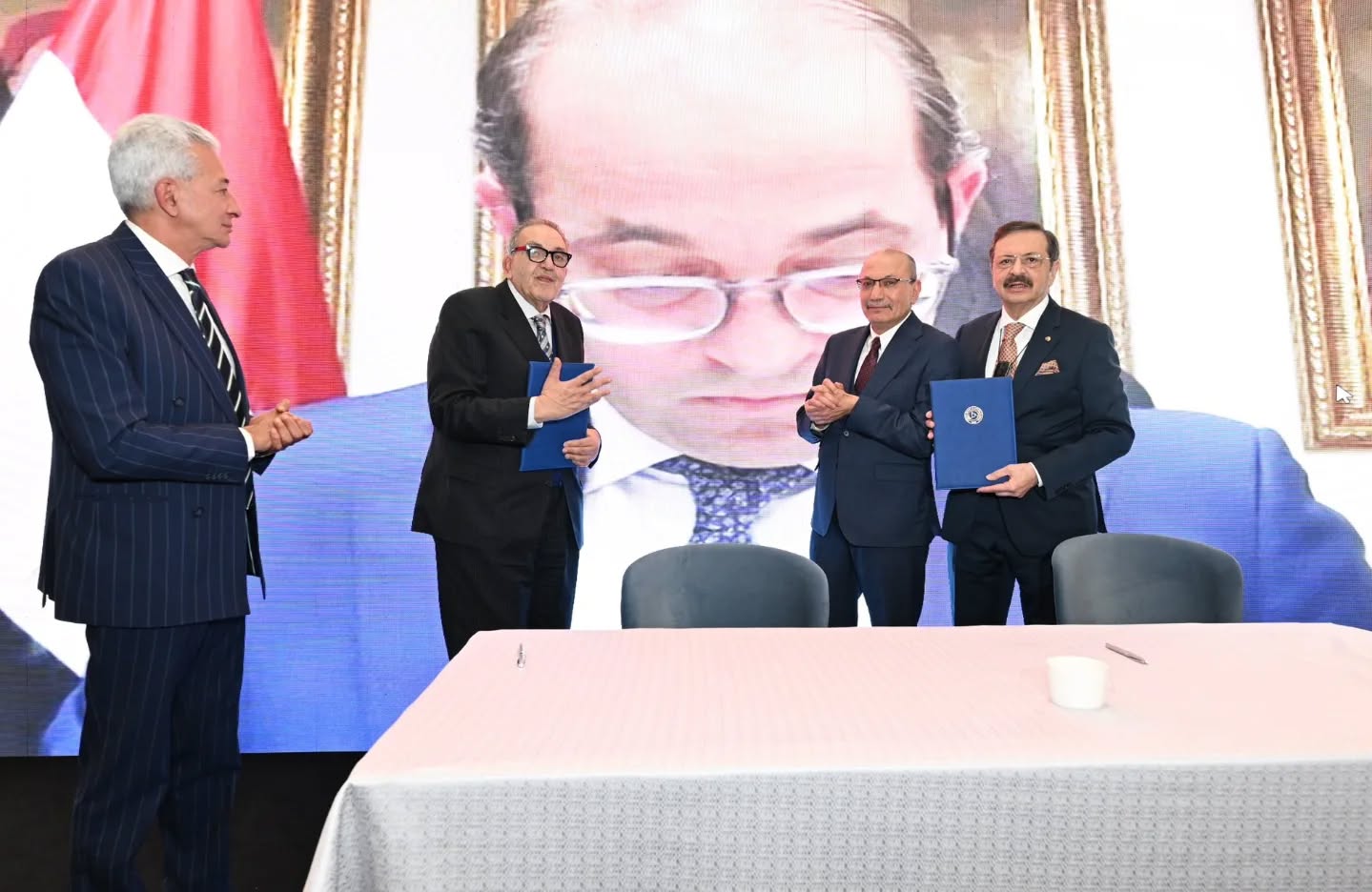 626589028 18312984679267780 5127961127869813879 N