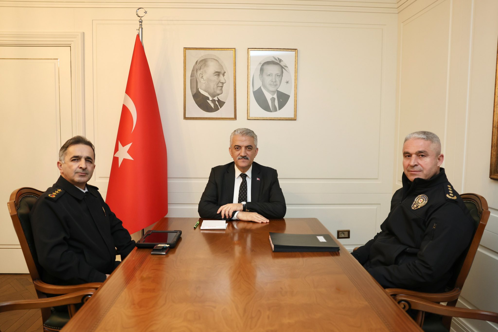 631027298 1301478378684153 2582325659960710275 N