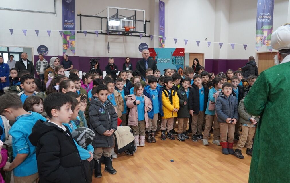 643045628 18109359004685375 7420552266150496304 N