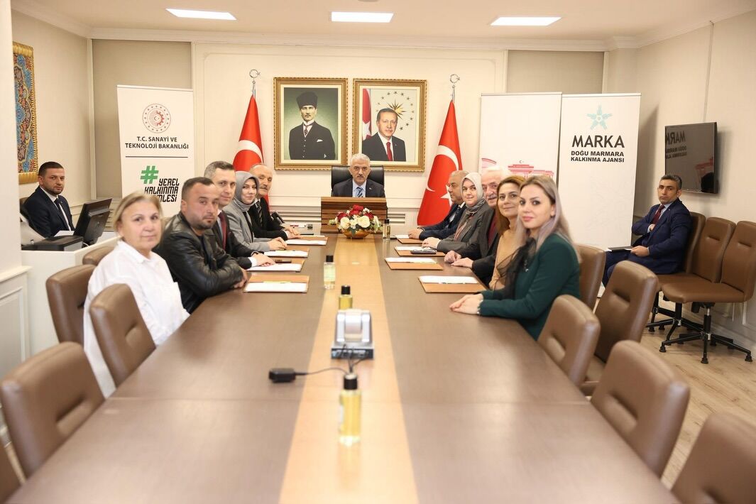 643543786 18315943921267780 1271364995590123591 N