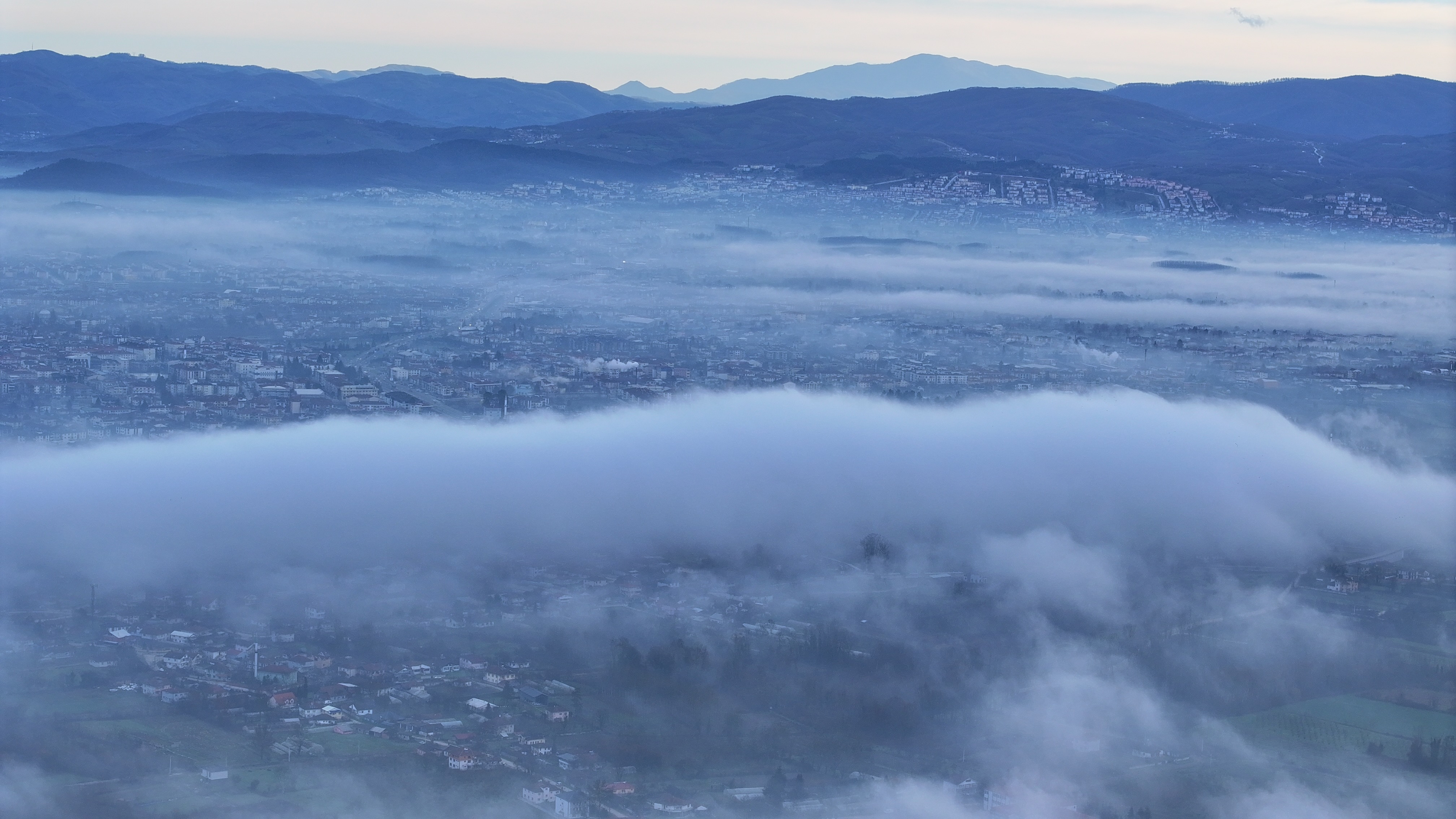 A A 20260212 40528529 40528520 A N A D O L U O T O Y O L U N U N D U Z C E K E S I M I N D E S I S E T K I L I O L D U