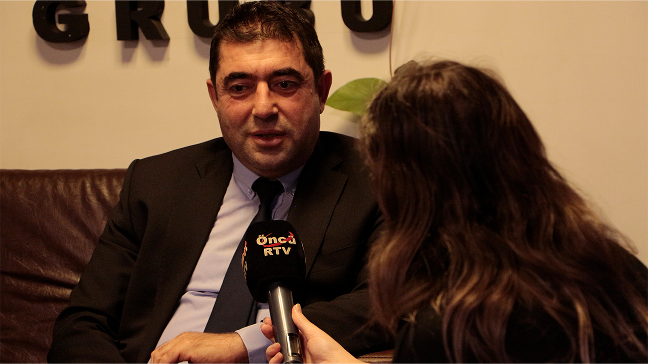 H A L İ L A Y D I N3