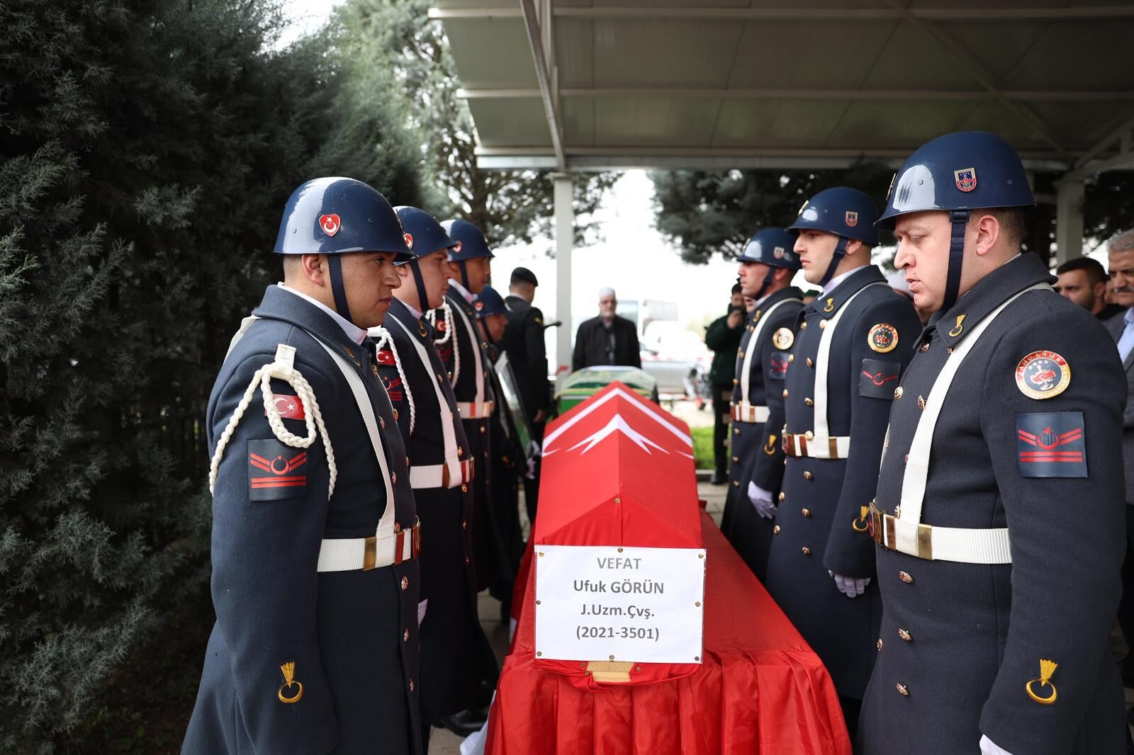 134A2E92 16A7 48E3 9B09 2C54C4F6Bc8C