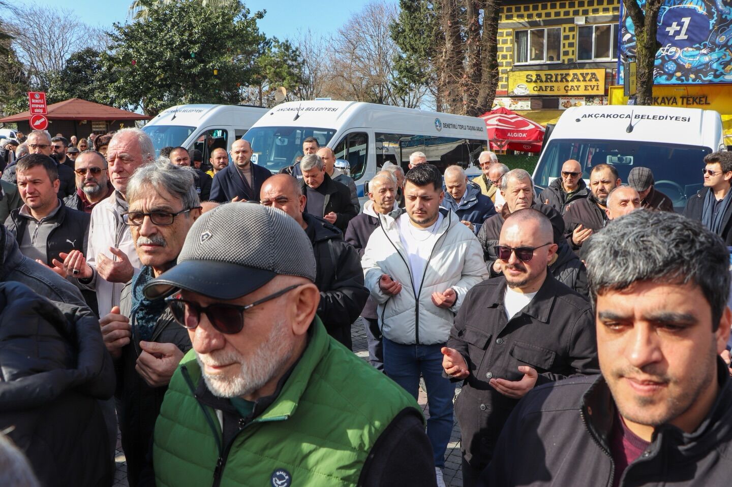 641796835 18567107098024515 7570981717814810287 N