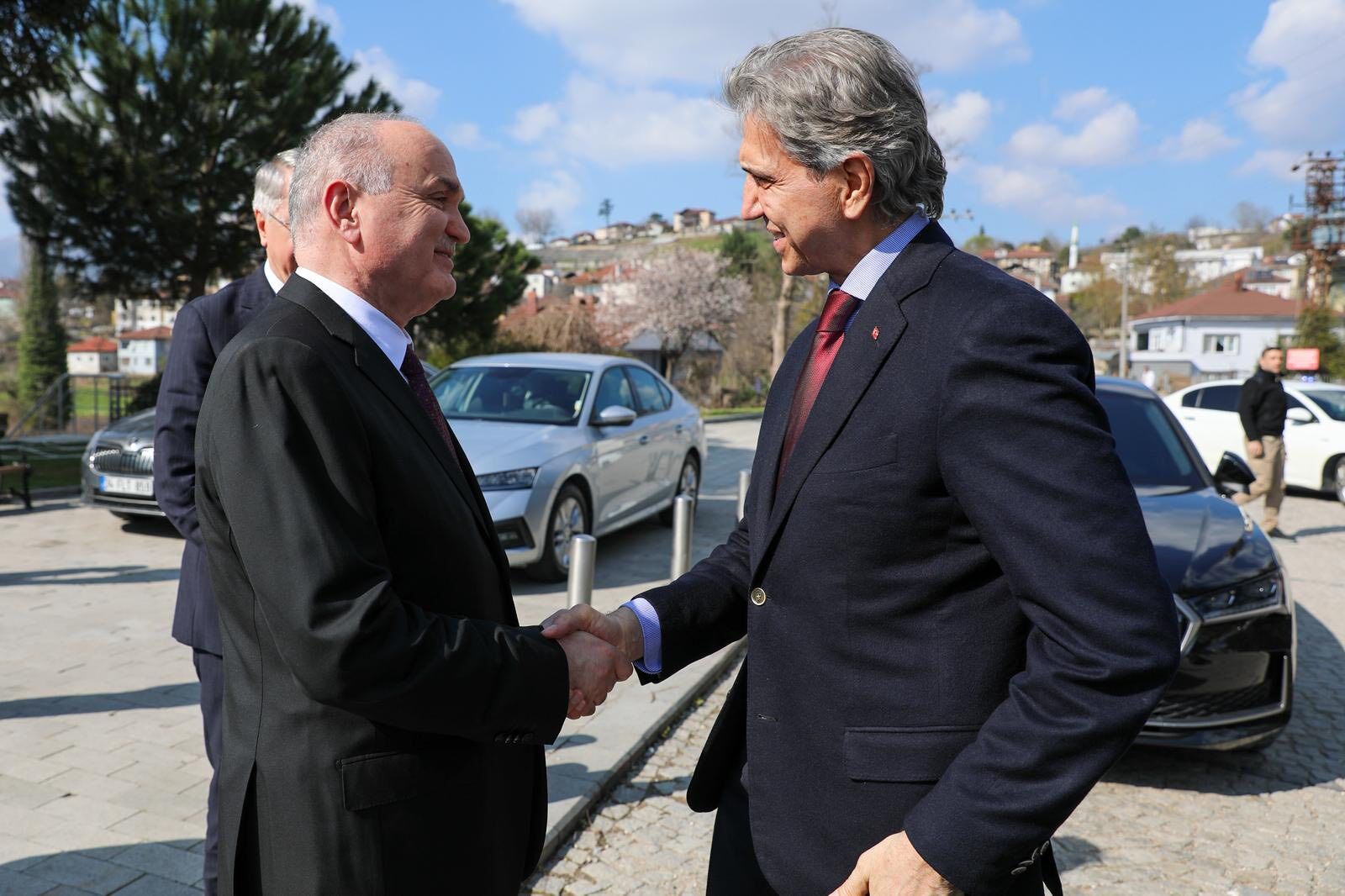 647774069 1464584275032271 1665777110373428423 N