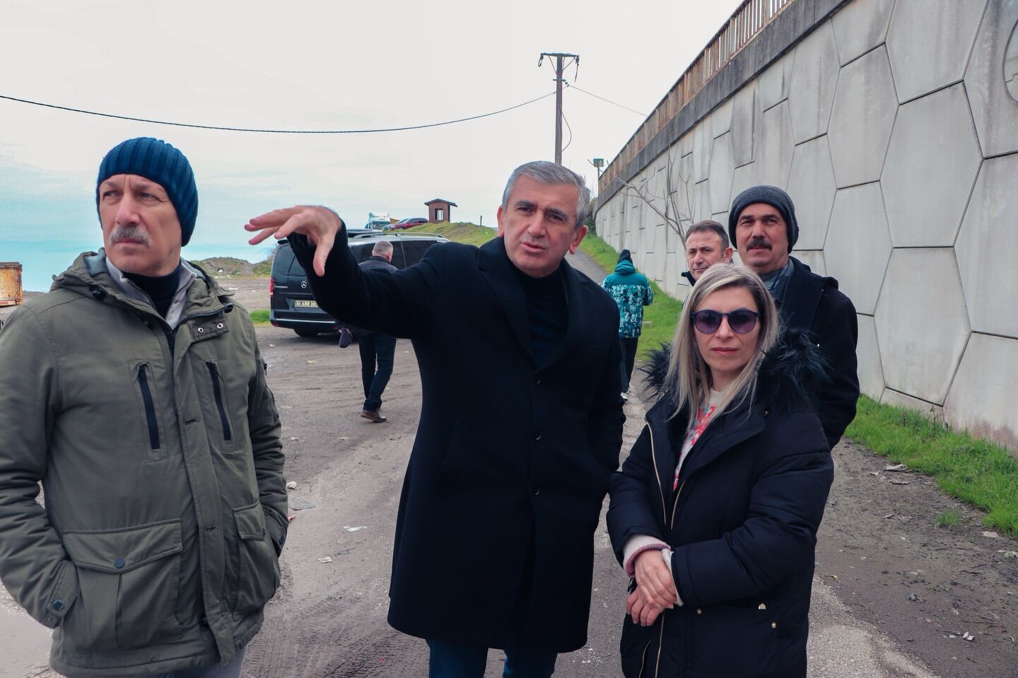 649241227 18569103256024515 768363807279041245 N