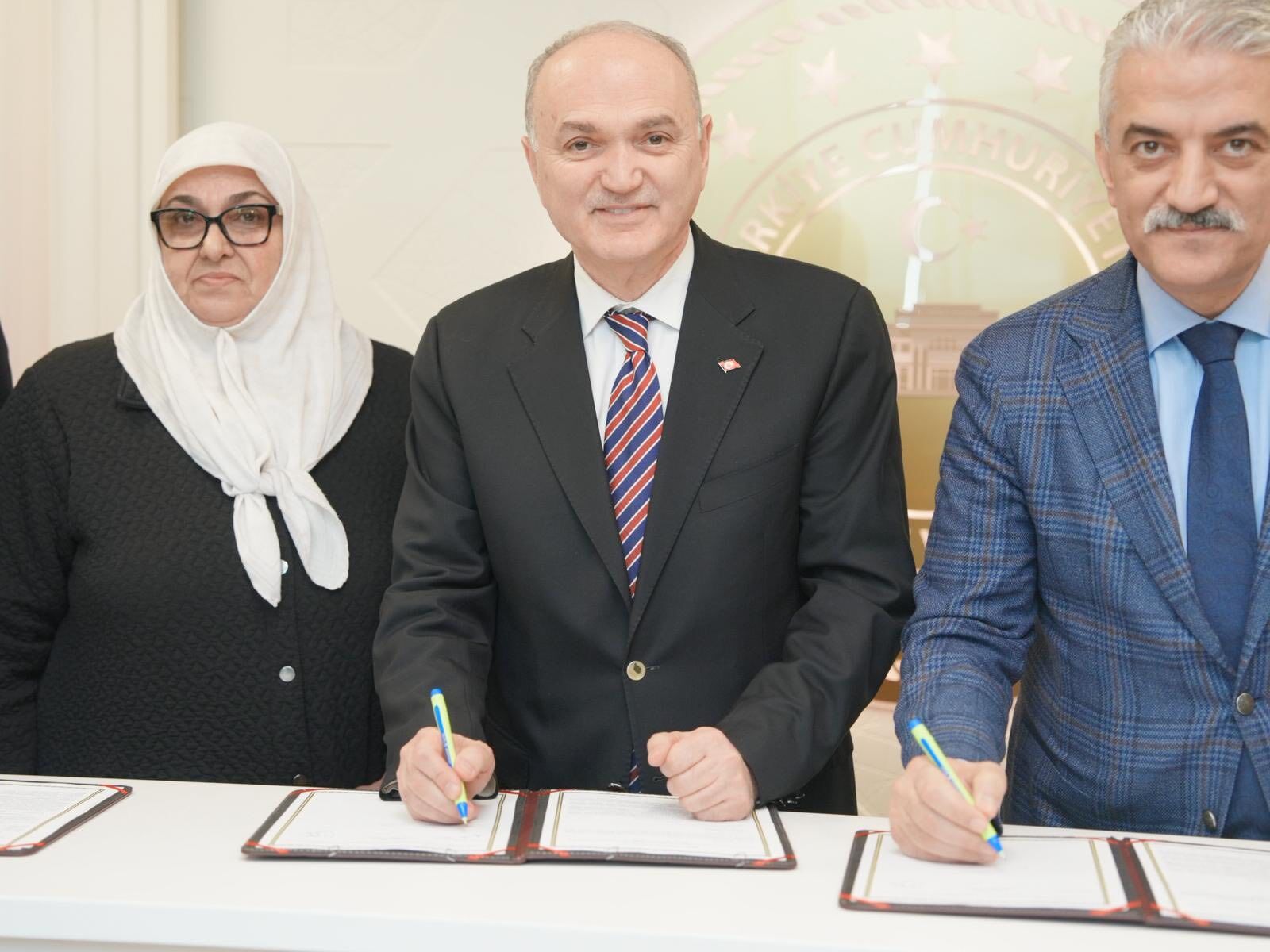 650330831 1469808644509834 2508379196303441834 N