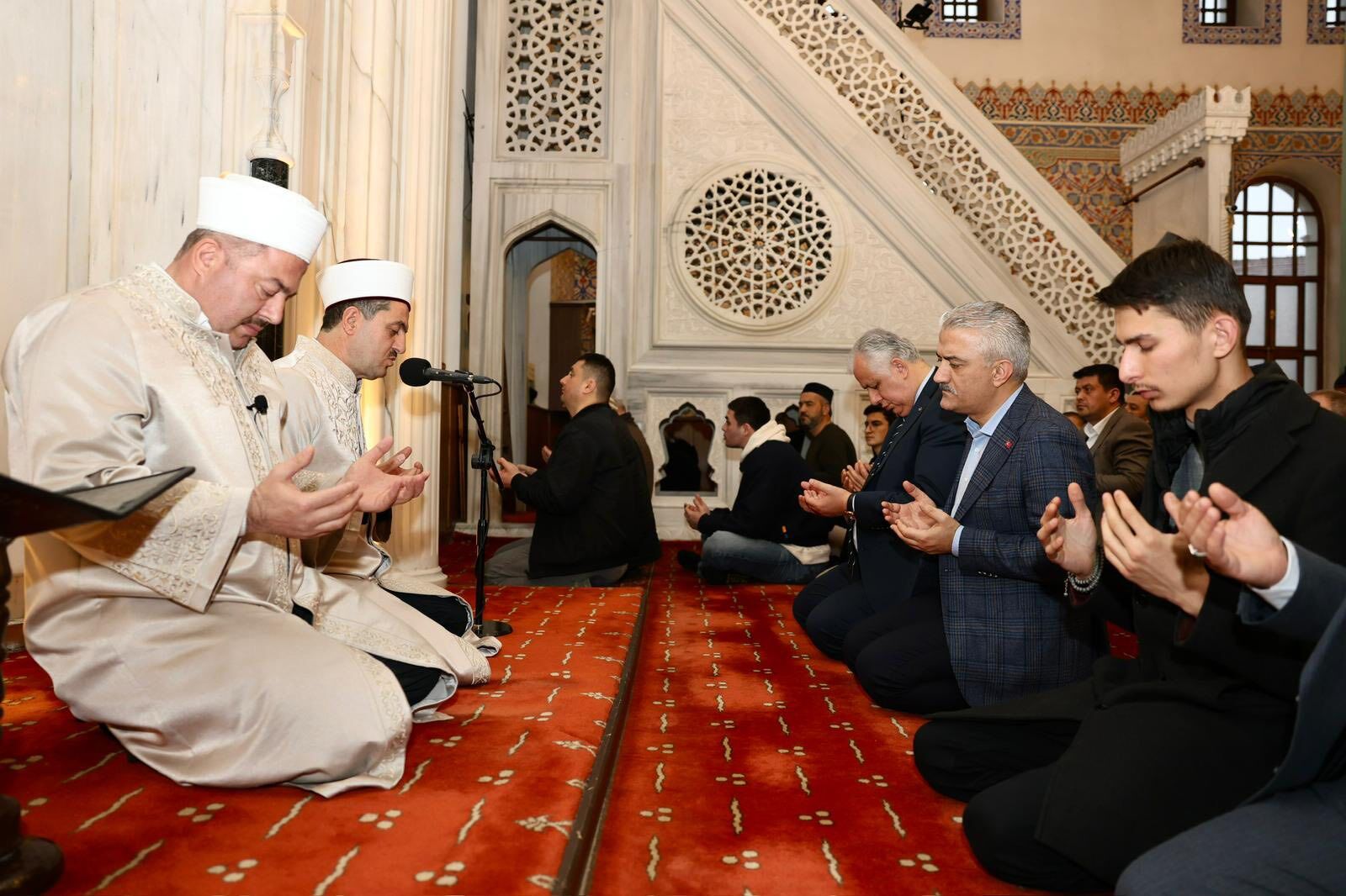 654441038 1333590268806297 1724228670564796415 N