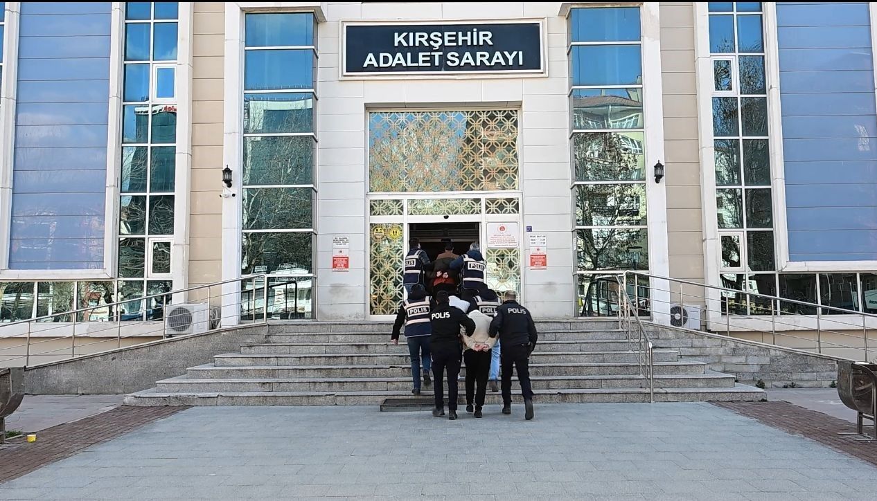 D O L A N D I R I C I L A R