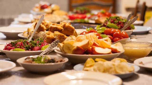 Resized C44A8 5151556Bbayramsofralariheader