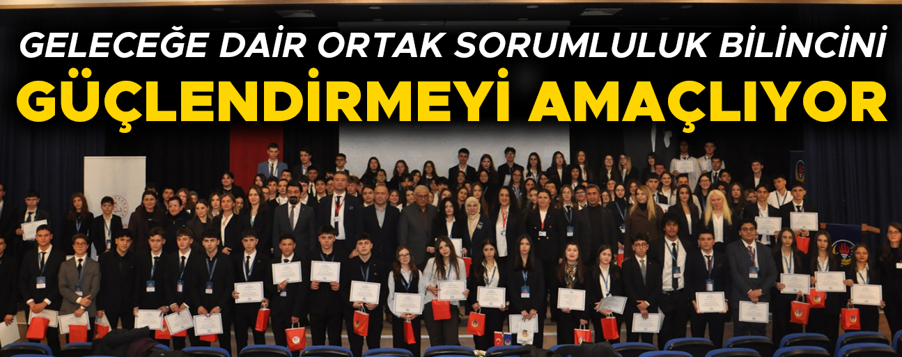 “SÜRDÜRÜLEBİLİR GELECEK” ÇALIŞTAYI YOĞUN KATILIMLA GERÇEKLEŞTİRİLDİ