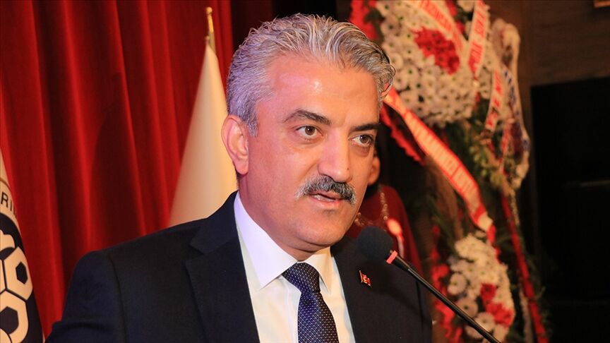 Thumbs B C 72A802E023E4Cd3F1F2422471B6F8D8E