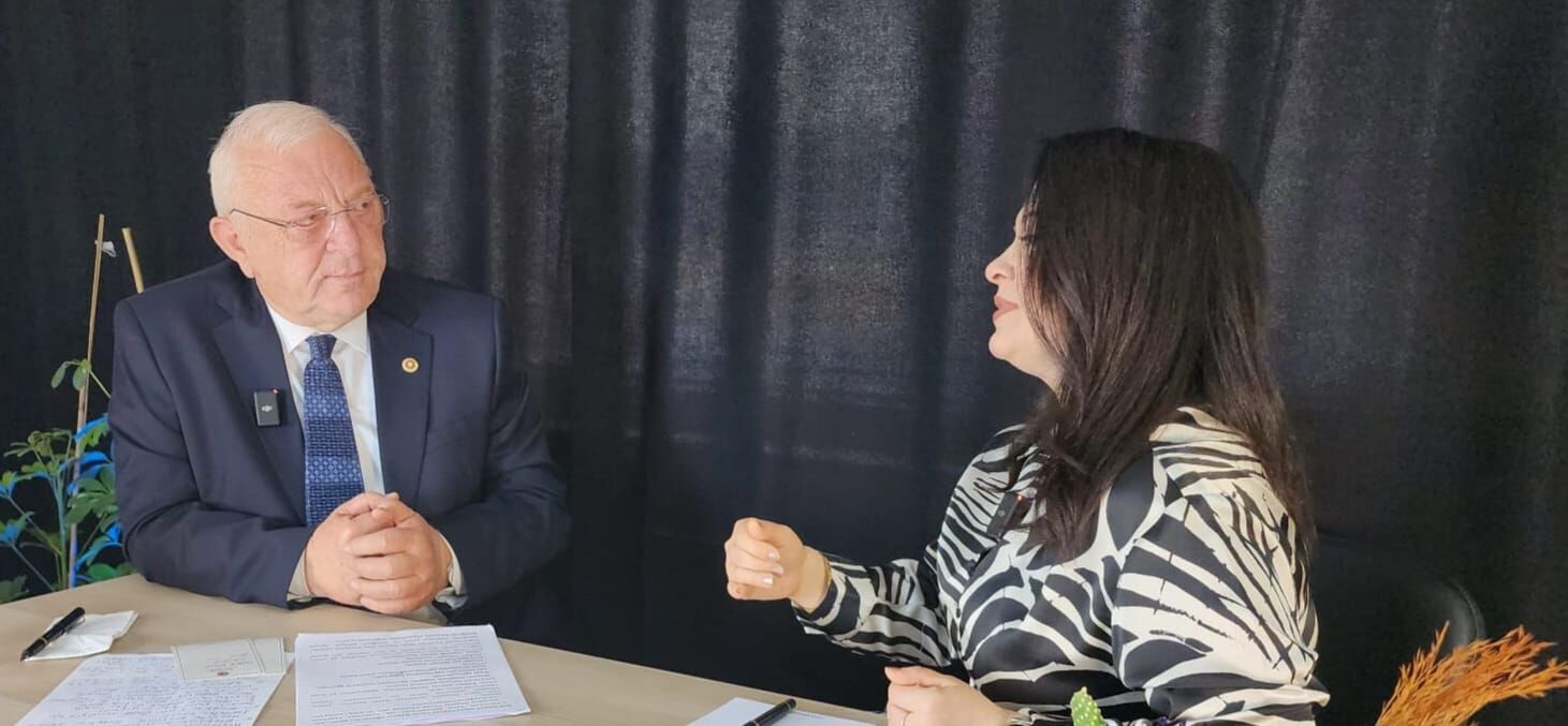 3F0C9Fc8 5Dc4 463F 93C4 1F08F33975C2