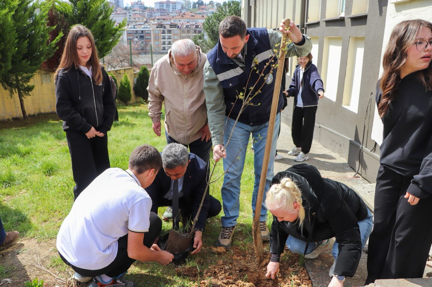 671222272 18578103616024515 4983627382461336473 N