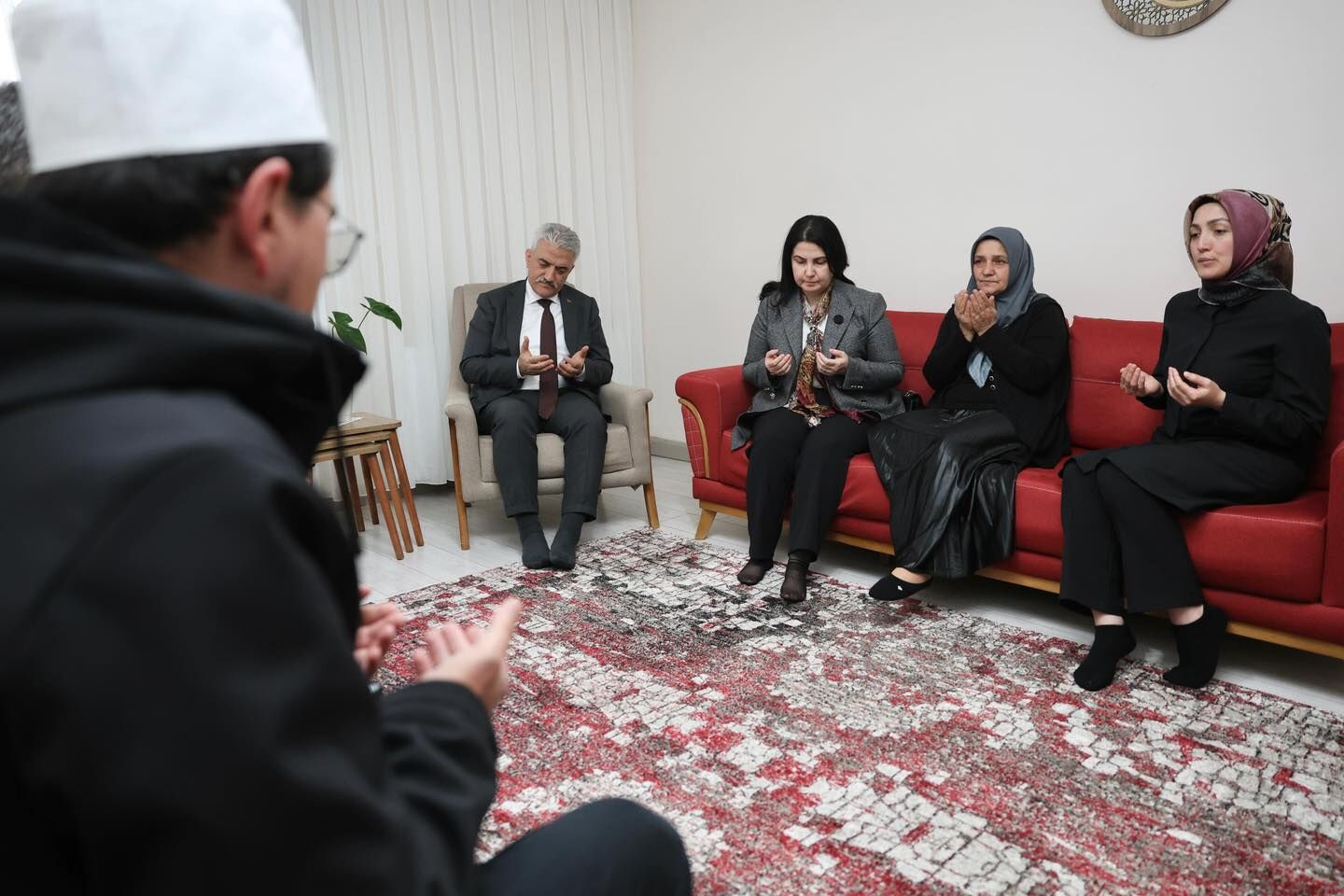 684701009 1367454522086538 4041876940624609797 N