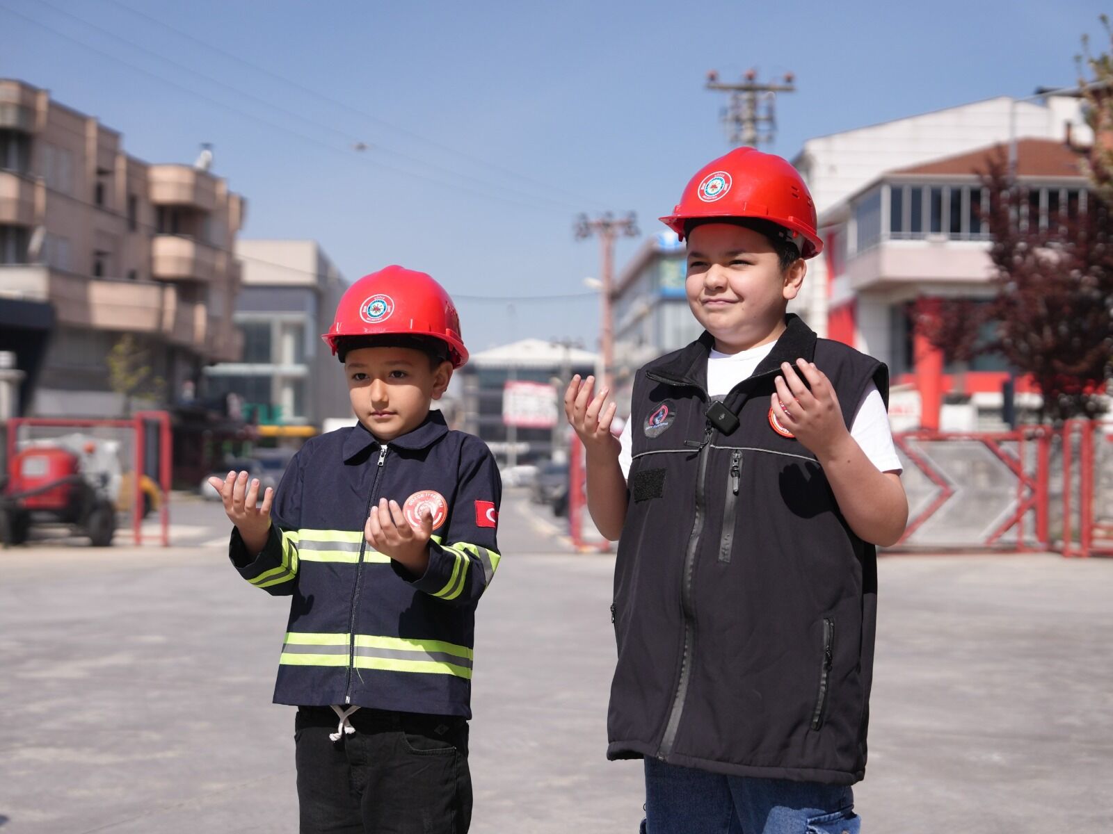 E5B0F737 B475 4Ca9 A2A7 Adf6Acc11A2C