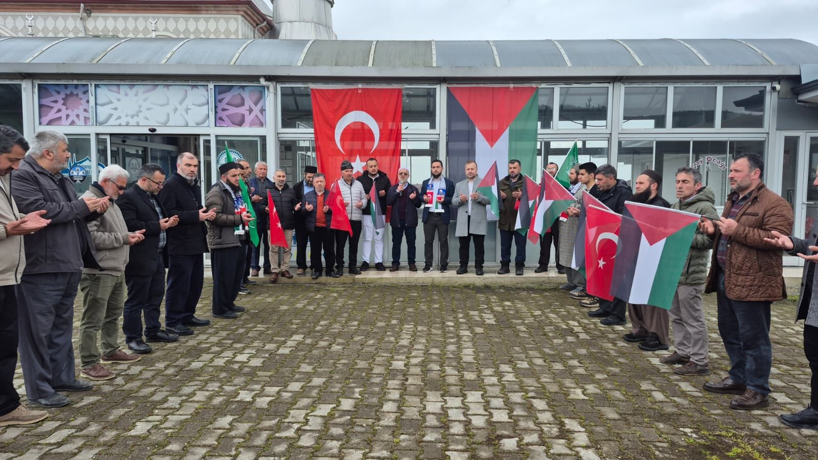 Whatsapp Image 2026 04 18 At 13.38.13 (3)