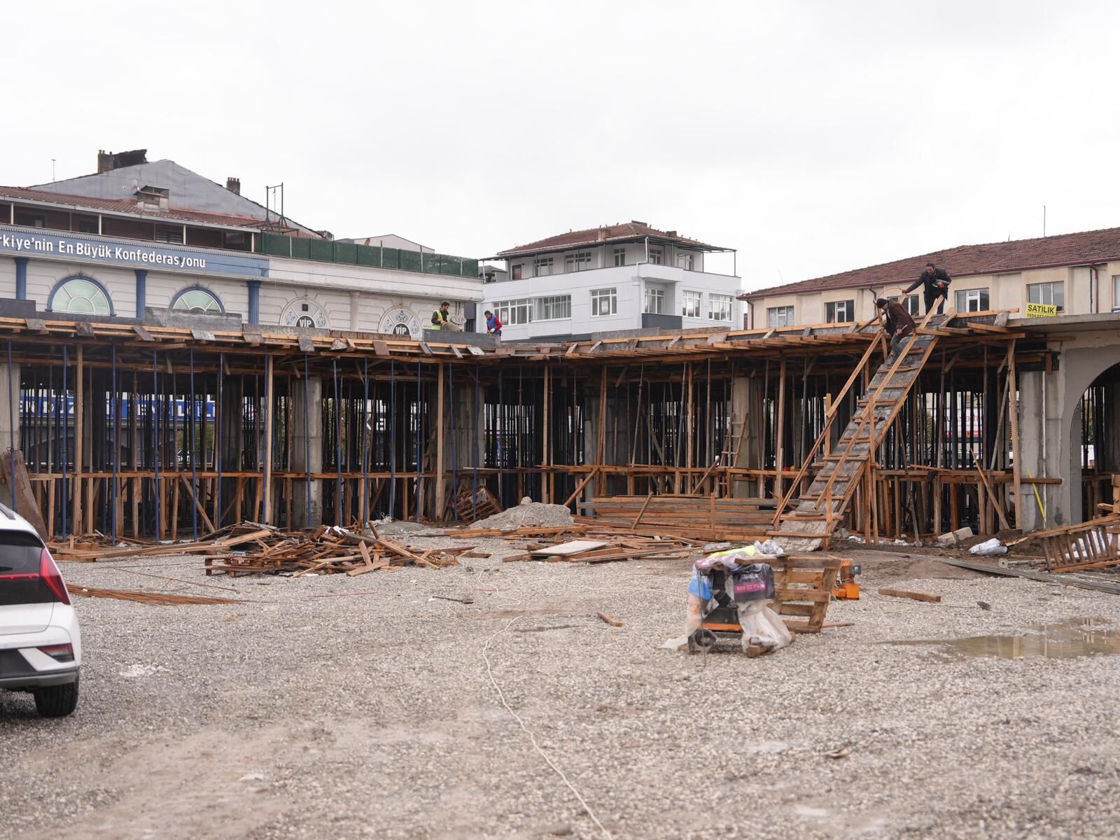Cedidiye Kent Meydanı 2. Etap (16)