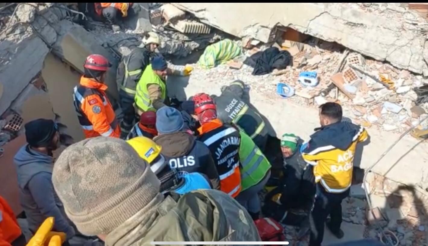Depremde Kurulan Dayanişma Dostluğa Dönüştü (3)