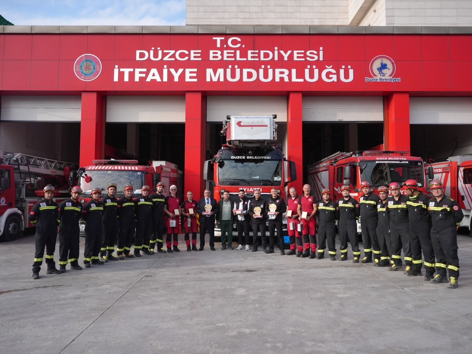 Depremde Kurulan Dayanişma Dostluğa Dönüştü (6)