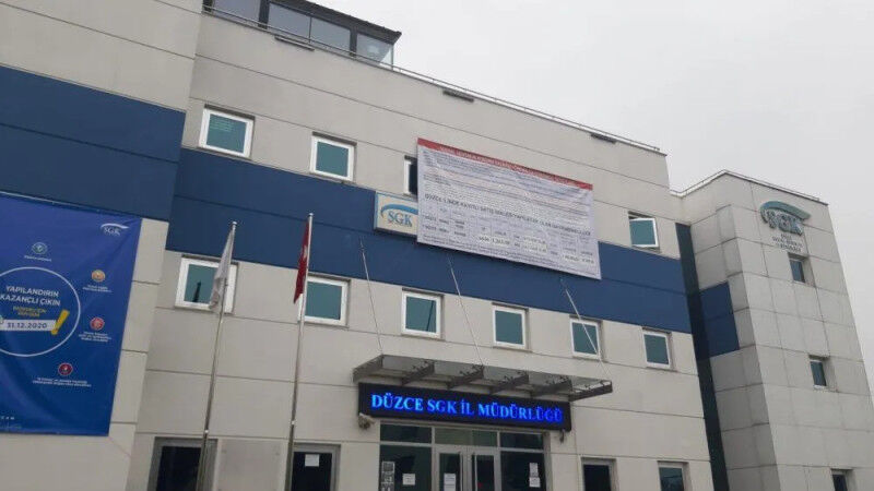 Sgk Düzce İl Bi̇nasi