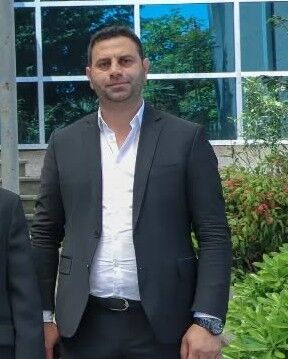 Emrah Bartan Düğmee-1