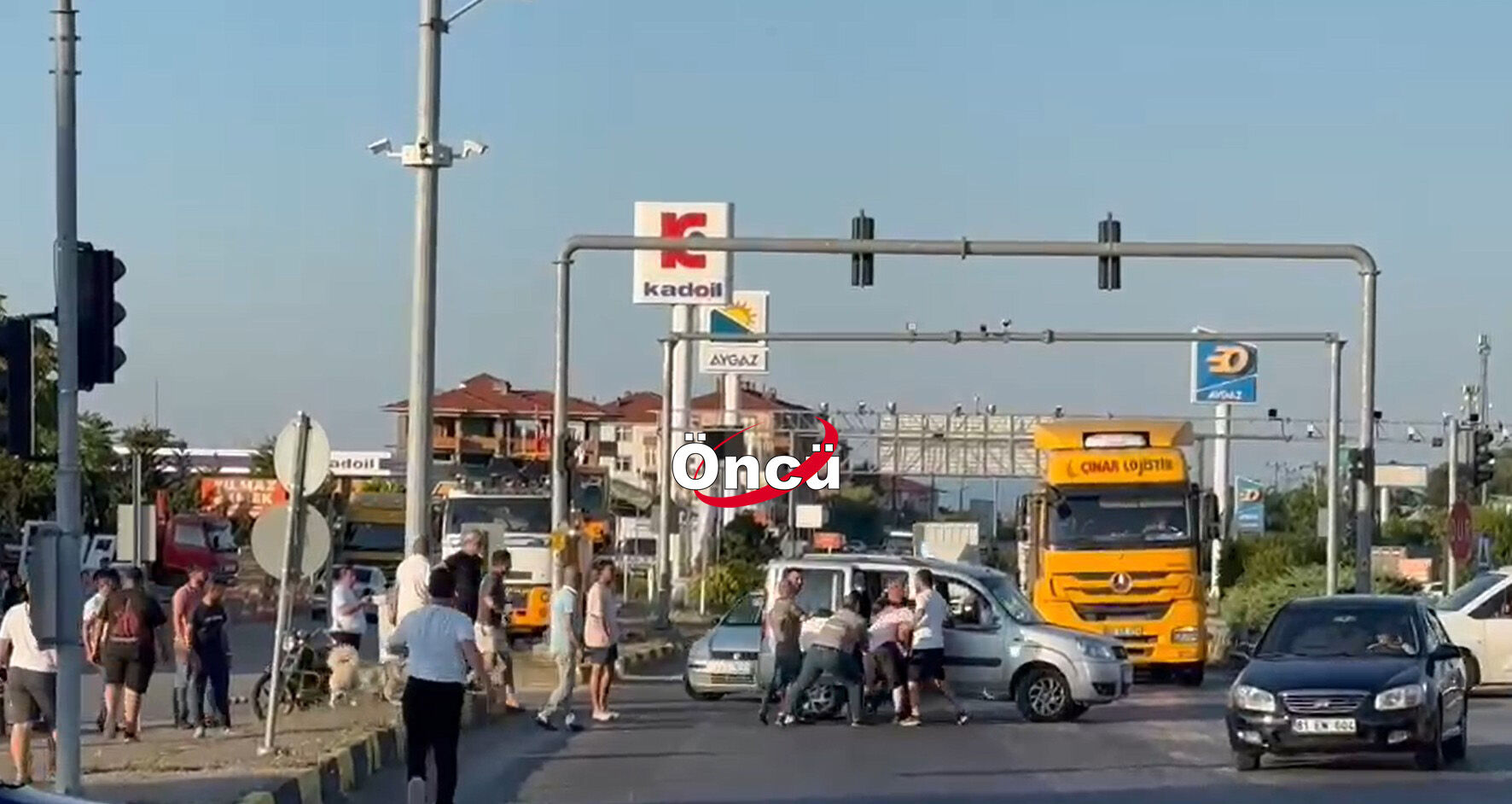 A K Ç A K O C A K A V G A1